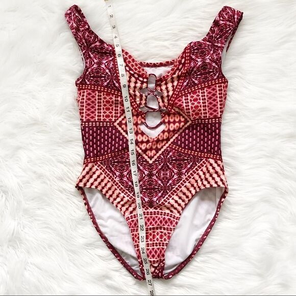 KENNETH COLE One Piece Swimsuit! - Picture 3 of 7